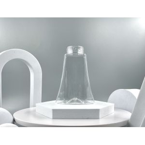 Customized Color 180ml PET Plastic Bottle with Pump Sprayers for Holding Liquid