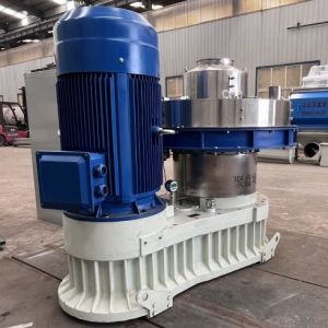 Grease Pump Biomass Pellet Machine 1.5-2t/H Rice Husk Briquette Making Machine