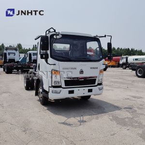 China Sinotruck Howo 4x2 5 Ton 8 Ton Light Cargo / Dump Truck Chassis Diesel Fuel Euro 2 Emission Left Steering on sale