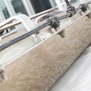 Improved Solar Panel Maintenance Robot Cold Wash or Dry Cleaning for Optimal