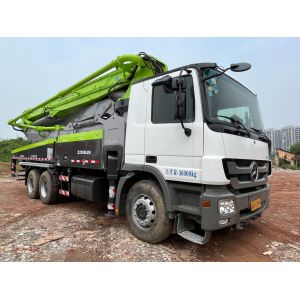 2013 Zoomlion Concrete Pump Truck with 49m Vertical Reach and Cylinder Type Structure