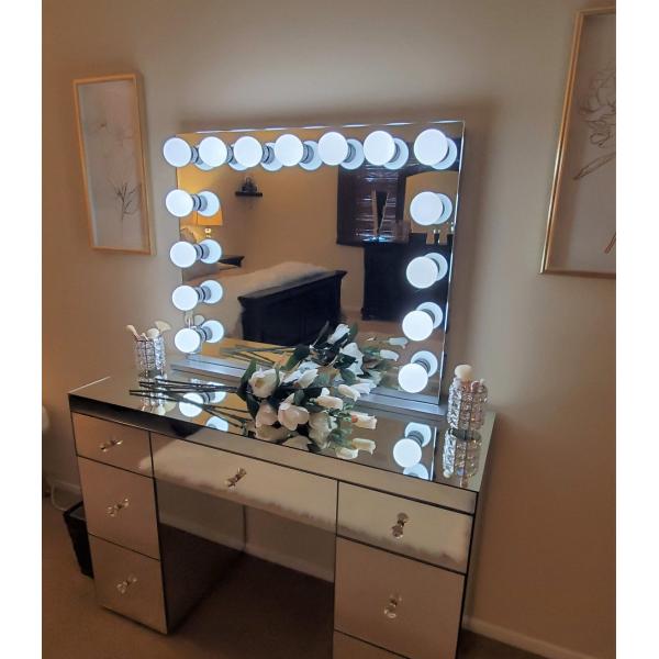 Custom Designs Vanity Lights Ideal for Table Desktop Dresser and Bathroom Dressing