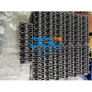 D6E Excavator Engine Cylinder Head Assembly 04292633 Replacement Parts from