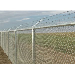 Hot Dipped Galvanized Security Chain Link Fencing 4FT 5FT With Barbed Razor Wire