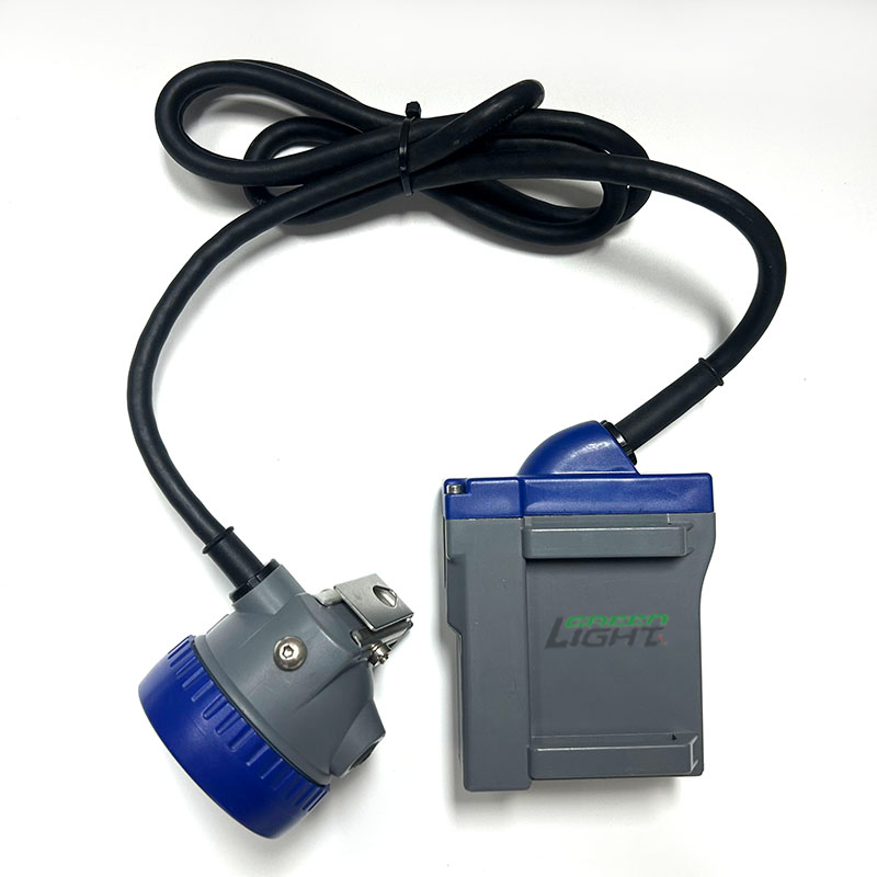 Corded Cap Lamp with 17hrs Working Time and One Main Light Six Auxiliary Lights