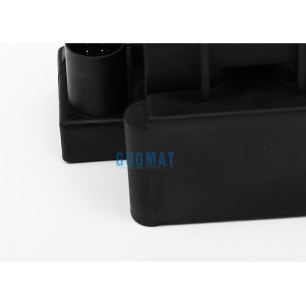 Mercedes GL Class X164 Air Suspension Valve Block A2123200358