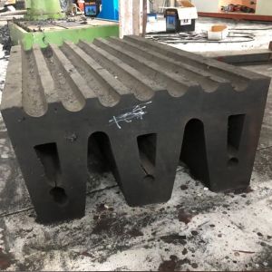 Waterproof Flexible M Fender Ageing Resistance For Ship To Ship Transfers