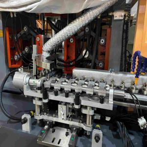 600BPH PET Bottled Water Pressure Sensitive Labelling Machine Applicators