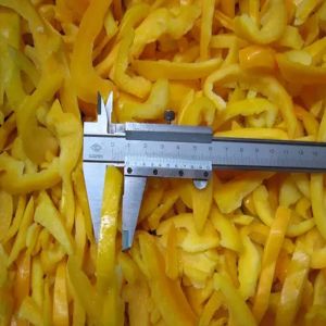 China Individually Quick Frozen Sliced Yellow Bell Pepper Strips In Natural Length on sale