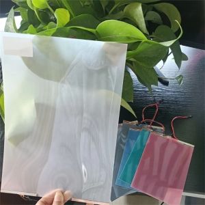 Custom Auto Decorative Window Film with Matt Edge and Tinted Privacy Functionali