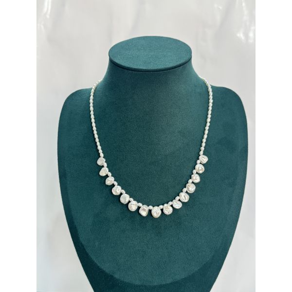 Quality Refined necklace created to complement various fashion styles ideal for businesses targeting discerning fashion consumers wholesale