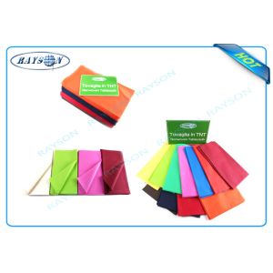 Customized Colors and Printing Patterns Disposable Tablecloths Made from PP Non