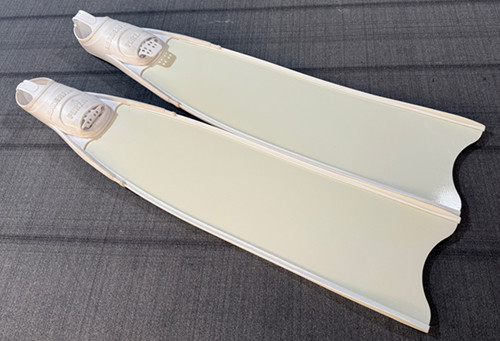 Adjustable Pure White Freediving Carbon Fiber Fins For Spearfishing Hunting