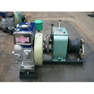 China Safe / Reliable Diesel Engine Wire Rope Winch 1 Year Warranty Cable Pulling Winch on sale