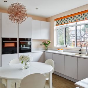 Factory Customized Design Modern Style Kitchen Cabinet White Kitchen Furniture