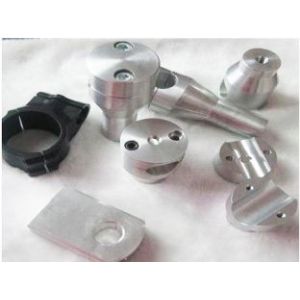 Turning Parts / CNC Motorcycle Parts and Accessories Handlebar and Clamp