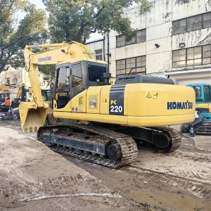 2018 Komatsu Excavator PC220-8 with 22840KG Operating Weight and 1m³ Bucket