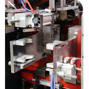 Double Station 5L Blow Molding Machine High Speed MP70D-2 For Grading Bottle