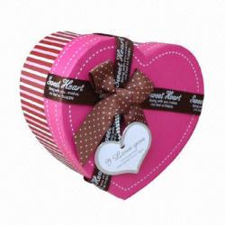 Heart Shape Recycled Gift Paper Box Packaging , Brown Cream Paper Box Customized Size