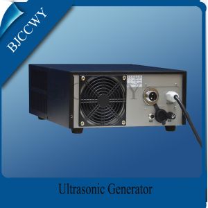 Ultrasonic Atomizing 1800W 30KHz Digital Ultrasonic Generator With TUV