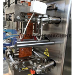 Auger Filler Vertical Packing Machine , 5ml - 200ml VFFS Packing Machine