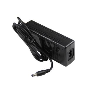 54V 1.3A 70W Universal Power Adapter with CE FCC RoHS Certification