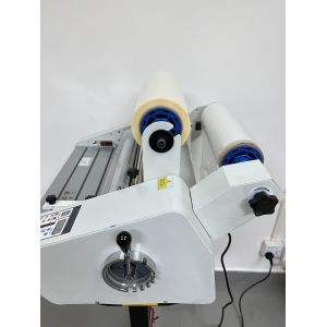 Eco Friendly Transfering Varnish For Anti-Scratch Matt And Glossy Film