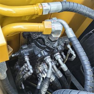 2023 Model Sany SY75 Mini Digger Machine with 7000 KG Machine Weight and Good