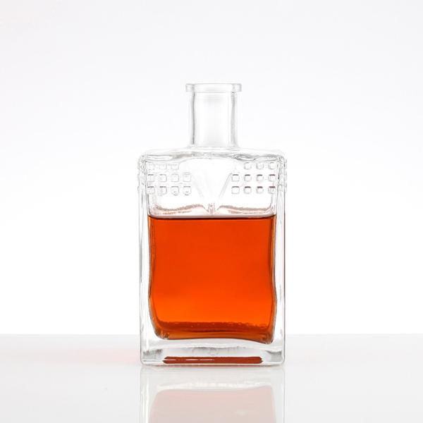 Hot Stamping Surface Handling 750ml Glass Wine Bottles for 2022 Custom Logo