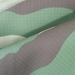 Good Colour Fastness Waterproof Camouflage Fabric in TC Ripstop for Customer