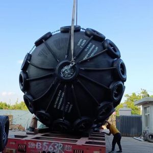 CCS/BV/LR/DNV Certified Pneumatic Rubber Fender – Black, Shock-Absorbing for STS