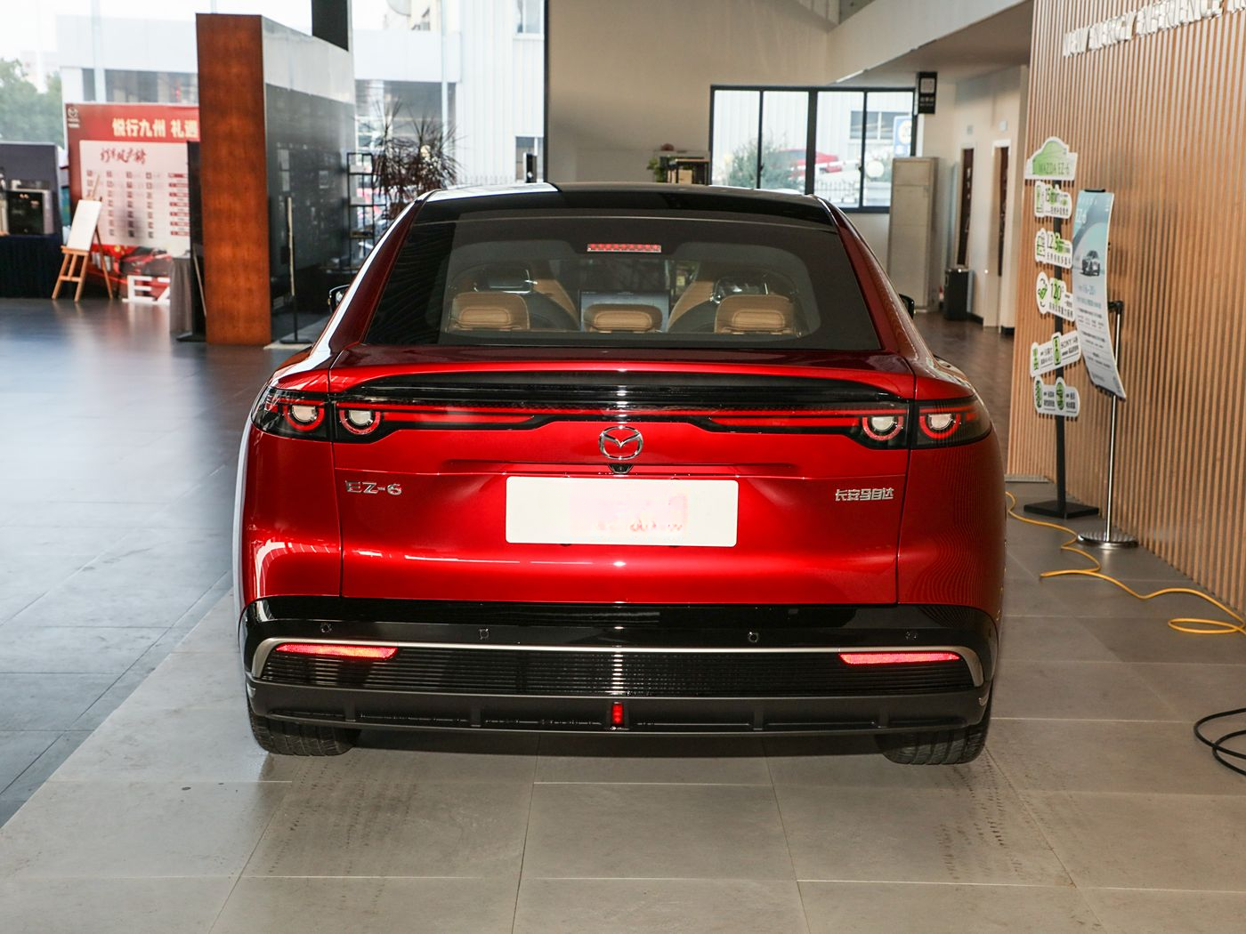 China Popular Used Cars with Design and Low Fuel Consumption 1659mm Front Wheel Base and 1662mm Rear Wheel Base on sale