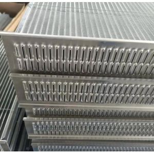 Engineering Appliion Excavator Radiator E120B Excavator Parts