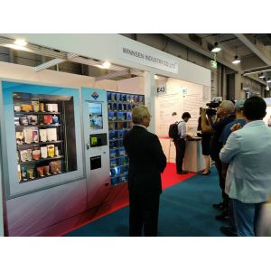 Automatic Refrigerated Can Vending Machines Made of Reliable Steel with Elevator