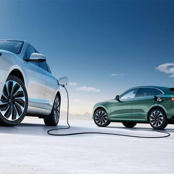 Harmony OS and AR HUD 2023 Hua-wei Aito M5 EV Electro Cars with Electricity Consumption of 19.8kWh/100km