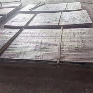 Chromium Carbide Overlay Wear Plate for Construction and Earthmoving