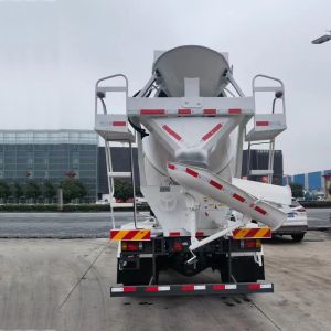 4x2 Sinotruk 5 Cubic Meter Concrete Agitator Truck Concrete Cement Mixer Truck