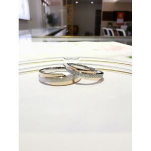 China Delicate Stripes 9.5g 18k White Gold Engagement Ring on sale