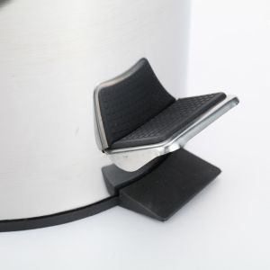 Durable Narrow Stitched Portable Metal Foot Pedal Garbage Bins Round Kitchen