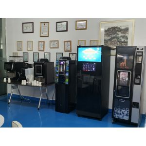 OEM Commercial Coffee Vending Machine Electrostatic Ice Coffee Vending Machine