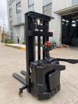 1m 2m 3m 4m 4.5m Electric Stacker Pallet Stacke Small Space Use Fork Lift 2000kg