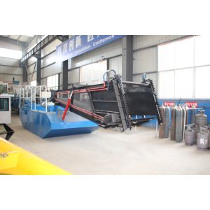 Small Carbon Steel 2000m2 Aquatic plant Harvester With Storage Cabin And Razor