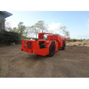 RT-20 Low Profile Dump Truck For Tunneling Rock Excavation With 10m3 Capacity