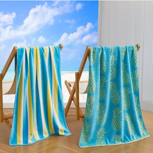 Ultra-Soft Cotton Velour Beach Towel with Quick-Dry Performance and Contrasting