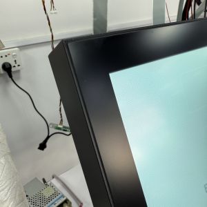 32 Inch 3000cd/m2 High Brightness IP66 Waterproof Outdoor Digital Signage with