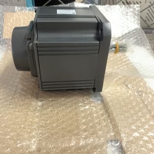China Mitsubishi HC-SF102X AC Servo Motor 3 PHASE 1 KW 123 V 2000 RPM 6 A IP65 CIF NEW AND ORIGINAL GOOD PRICE on sale