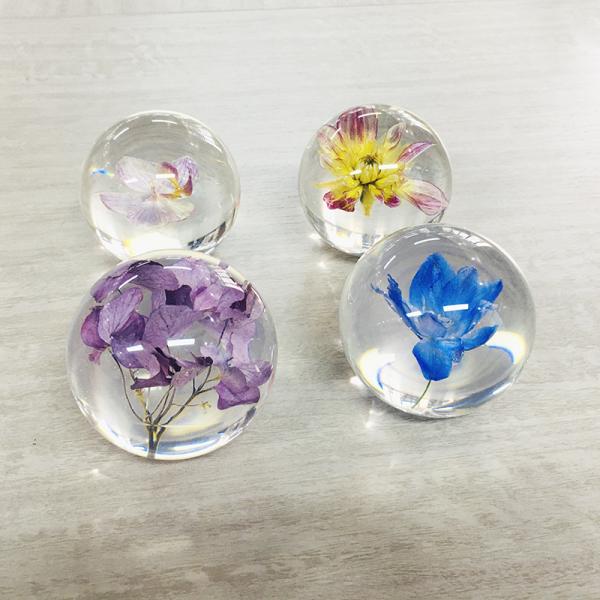 Popular Flower Paperweight Ball Personalized Crystal Paperweight