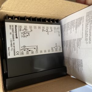 Honeywell PID Temperature Controller Microprocessor Based Digital Controller