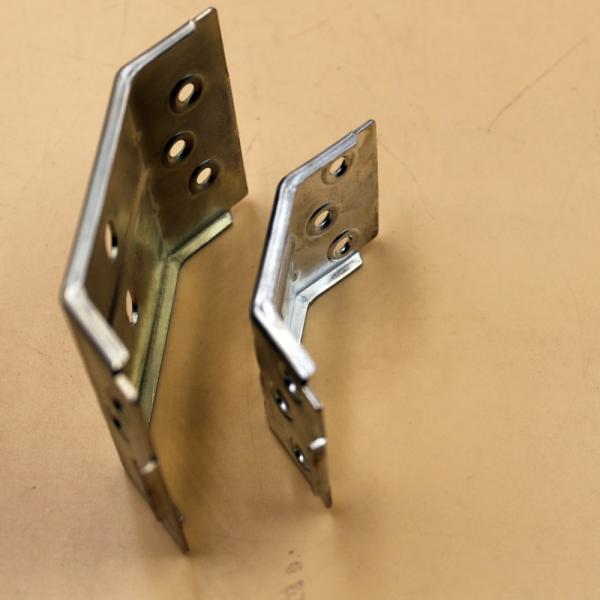 Quality White Heavy Duty Table Leg Bracket Fixing Corner Bracket for Punching Machine wholesale