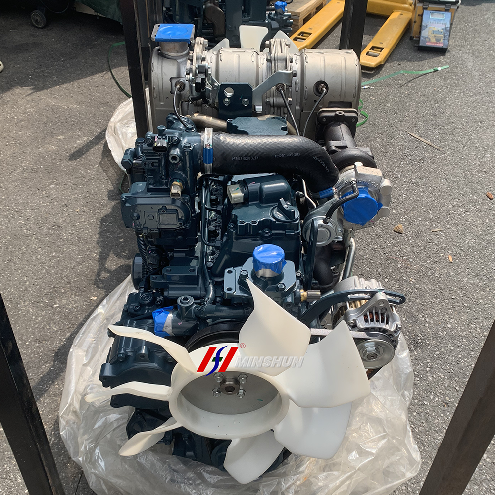 The V3800CCR-T-CF02 Kubota 4-cylinder Diesel Engine Offers 73.4 KW And 2600 RPM.